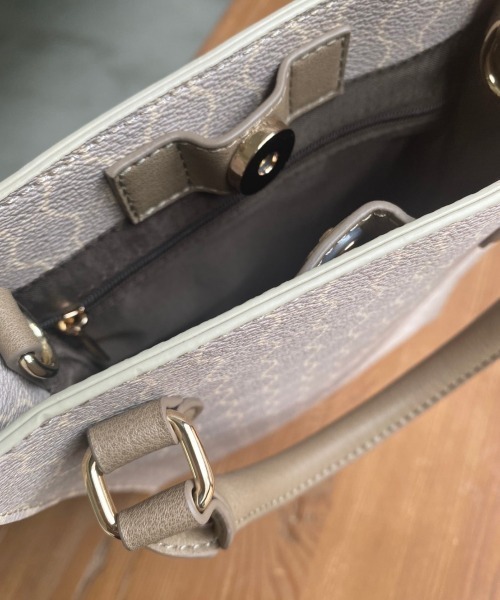 Aunt Marie's（アントマリーズ）の「モノグラムスクエアミニショルダー（ショルダーバッグ・レディース・ベージュ/ブラウン/ブラック・FREE）」の10枚目の写真