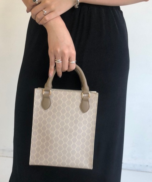 Aunt Marie's（アントマリーズ）の「モノグラムスクエアミニショルダー（ショルダーバッグ・レディース・ベージュ/ブラウン/ブラック・FREE）」の20枚目の写真