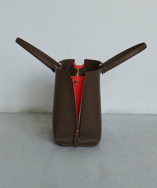 E'POR（エポール）の「【E'POR】【A4対応】 Y BAG Wideサイドジップ横型トートバッグ）（トートバッグ・レディース・ブラック/ダークブラウン/ブラウン/オフホワイト・FREE）」の13枚目の写真