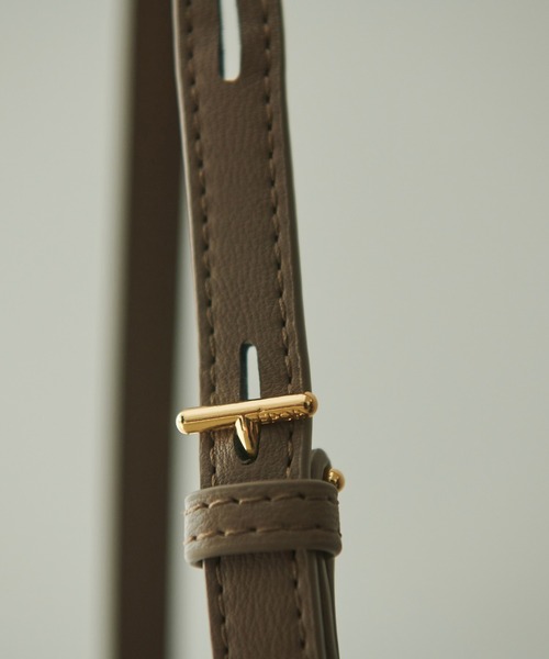 E'POR（エポール）の「【E'POR】【A4対応】 Y BAG Wideサイドジップ横型トートバッグ）（トートバッグ・レディース・ブラック/ダークブラウン/ブラウン/オフホワイト・FREE）」の21枚目の写真