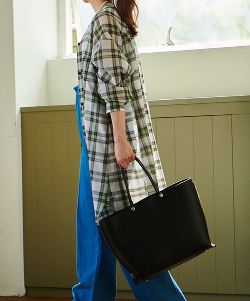 E'POR（エポール）の「【E'POR】【A4対応】 Y BAG Wideサイドジップ横型トートバッグ）（トートバッグ・レディース・ブラック/ダークブラウン/ブラウン/オフホワイト・FREE）」の6枚目の写真