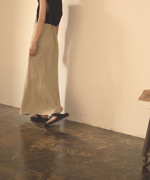 marjour（マージュール）の「CODE SUSPENDERS WRAP SKIRT（スカート・レディース・ベージュ・M）」の7枚目の写真