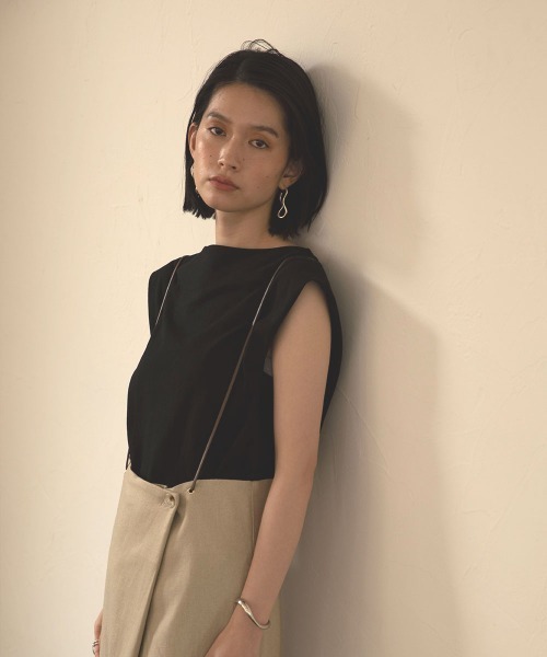 marjour（マージュール）の「CODE SUSPENDERS WRAP SKIRT（スカート・レディース・ベージュ・M）」の11枚目の写真