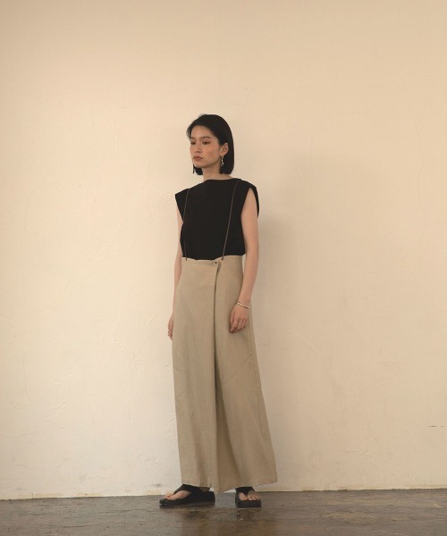 marjour（マージュール）の「CODE SUSPENDERS WRAP SKIRT（スカート・レディース・ベージュ・M）」の22枚目の写真