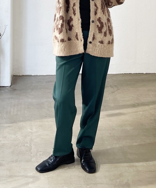 Shelly island(シェリーアイランド)の「ハイウエストテーパードパンツ(その他パンツ・レディース・ブラック/ダークグリーン/テラコッタ・FREE)」の3枚目の写真