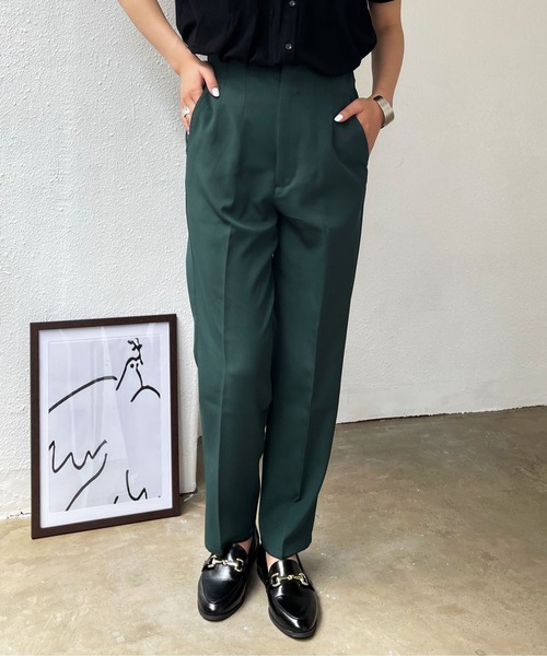 Shelly island(シェリーアイランド)の「ハイウエストテーパードパンツ(その他パンツ・レディース・ブラック/ダークグリーン/テラコッタ・FREE)」の14枚目の写真