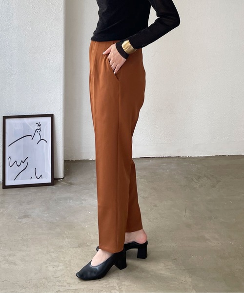 Shelly island(シェリーアイランド)の「ハイウエストテーパードパンツ(その他パンツ・レディース・ブラック/ダークグリーン/テラコッタ・FREE)」の21枚目の写真