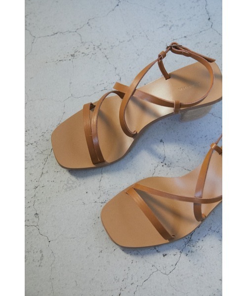 STYLEMIXER（スタイルミキサー）の「アシンメトリーストリングサンダル（サンダル・レディース・ブラック/キャメル・SMALL/LARGE）」の8枚目の写真