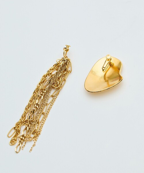 UNITED TOKYO（ユナイテッドトウキョウ）の「クレールアシメイヤリング（イヤリング・レディース・ゴールド・FREE）」の2枚目の写真