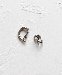 TIMELESS&THREE（タイムレスアンドスリー）の「アシンメトリーイヤーカフ（イヤーカフ）」