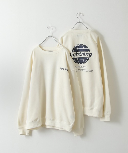 ZIP FIVE（ジップファイブ）の「【ZIP FIVE】【肉厚】 ビッグシルエットバックプリントクルースウェット（スウェット・レディース・アイボリー系/ネイビー/グレー系/イエロー系/ブルー/マスタード/ブラウン系/ネイビー系1/ブルー系/ブラック系/カーキ系/ホワイト/ブラック/パープル/ベージュ系/オートミール/アイボリー/チャコール/ブラック系1/ブルー系1/グレー/カーキ/ホワイト系1/ベージュ系1/パープル系/アイボリー系1/ベージュ/ネイビー系/ホワイト系2/レンガ/ホワイト系/イエロー系1/ブラウン系2/ホワイト系3/オレンジ系1/ホワイト系4/ホワイト系5/オレンジ系/グレー系1/グレー系2/ホワイト系6/ブラウン系1/ホワイト系7/ダークグリーン/カーキ系1/グレー系3/ダークグリーン系・X-LARGE/LARGE/MEDIUM）」の6枚目の写真