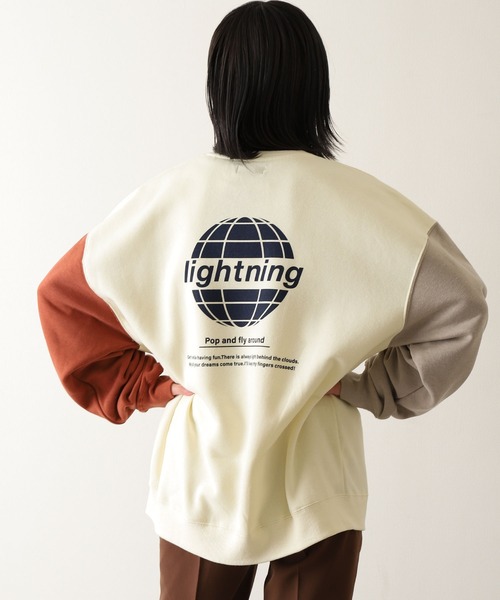 ZIP FIVE（ジップファイブ）の「【ZIP FIVE】【肉厚】 ビッグシルエットバックプリントクルースウェット（スウェット・レディース・アイボリー系/ネイビー/グレー系/イエロー系/ブルー/マスタード/ブラウン系/ネイビー系1/ブルー系/ブラック系/カーキ系/ホワイト/ブラック/パープル/ベージュ系/オートミール/アイボリー/チャコール/ブラック系1/ブルー系1/グレー/カーキ/ホワイト系1/ベージュ系1/パープル系/アイボリー系1/ベージュ/ネイビー系/ホワイト系2/レンガ/ホワイト系/イエロー系1/ブラウン系2/ホワイト系3/オレンジ系1/ホワイト系4/ホワイト系5/オレンジ系/グレー系1/グレー系2/ホワイト系6/ブラウン系1/ホワイト系7/ダークグリーン/カーキ系1/グレー系3/ダークグリーン系・X-LARGE/LARGE/MEDIUM）」の10枚目の写真