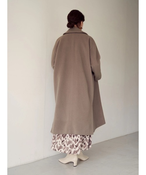 YECCA VECCA（イェッカヴェッカ）の「P.スリットデザインダブルコート＊（チェスターコート・レディース・ブルー/モカ/ライトベージュ/ライム/ブラック・FREE）」の21枚目の写真