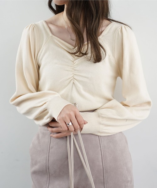 archives(アルシーヴ)の「【web限定item】フロントギャザーニットプルオーバー(ニット/セーター・レディース・ピンクベージュ/グレー/オフホワイト/ブラウン・MEDIUM)」の3枚目の写真