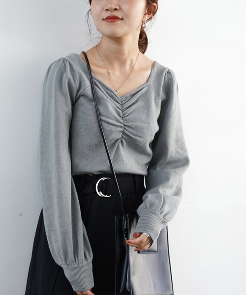 archives(アルシーヴ)の「【web限定item】フロントギャザーニットプルオーバー(ニット/セーター・レディース・ピンクベージュ/グレー/オフホワイト/ブラウン・MEDIUM)」の19枚目の写真