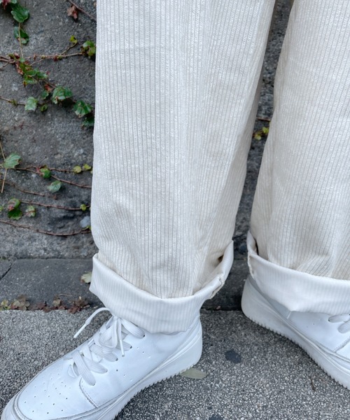 nemne store（ネンネストア）の「ワンコとかけっこするコーデュロイオーバーオール（サロペット/オーバーオール・レディース・アイボリー/グリーン/グレー/ブラウン・SMALL/MEDIUM）」の10枚目の写真