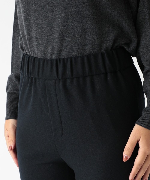 RIVE DROITE（リヴドロワ）の「《2サイズ展開》脚長効果も期待できる一着　ソフト両面起毛リラクシーパンツ（その他パンツ・レディース・グリーン/ネイビー・36/38）」の7枚目の写真