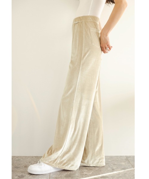 新品アリシアスタン　Cozy Pantsベージュ ALEXIA STAM（アリシアスタン）の「Smooth Knit Pants /スムース