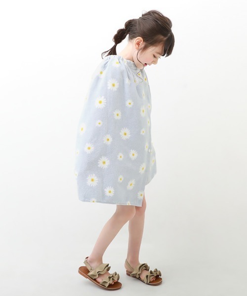 devirock（デビロック）の「ガールズラップタオル 60cm（スイムグッズ・キッズ・ホワイト/オフホワイト/ピンク/ブルー/ラベンダー/ブルー系その他/パープル系その他/パープル系その他2/ピンク系その他・ONE SIZE）」の4枚目の写真