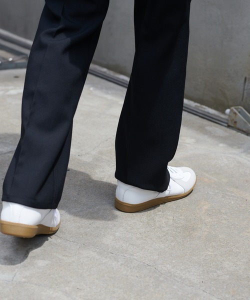 GERMAN TRAINER(ジャーマントレーナー)の「GERMAN TRAINER / ジャーマントレーナー(スニーカー・メンズ・ホワイト/ブラック・40/41/42)」の5枚目の写真