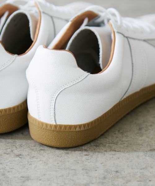 GERMAN TRAINER(ジャーマントレーナー)の「GERMAN TRAINER / ジャーマントレーナー(スニーカー・メンズ・ホワイト/ブラック・40/41/42)」の9枚目の写真