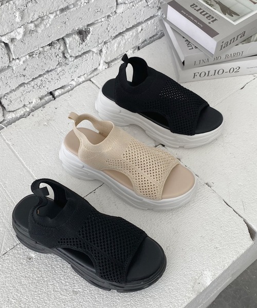 Shoes in Closet（シューズインクローゼット）の「軽量厚底 ストレッチ メッシュ スポーツサンダル 7849（サンダル・レディース・ベージュ/ブラック×ホワイト/ブラック×ブラック・LL/3L/4L/S/M/L/XS）」の13枚目の写真