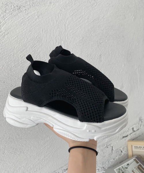 Shoes in Closet（シューズインクローゼット）の「軽量厚底 ストレッチ メッシュ スポーツサンダル 7849（サンダル・レディース・ベージュ/ブラック×ホワイト/ブラック×ブラック・LL/3L/4L/S/M/L/XS）」の15枚目の写真