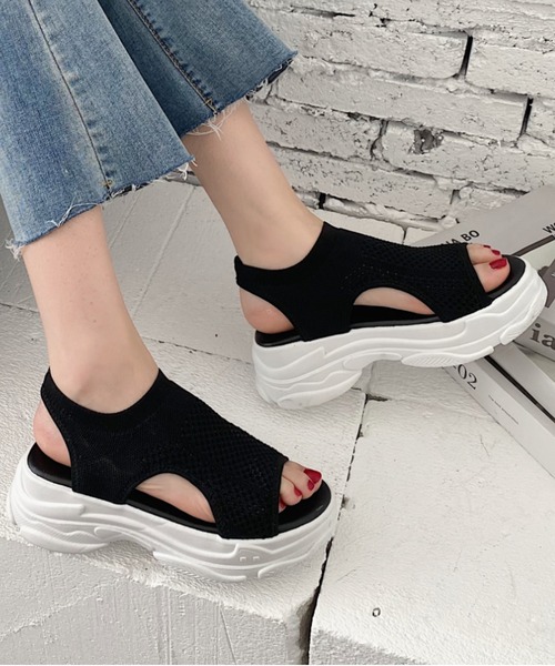 Shoes in Closet（シューズインクローゼット）の「軽量厚底 ストレッチ メッシュ スポーツサンダル 7849（サンダル・レディース・ベージュ/ブラック×ホワイト/ブラック×ブラック・LL/3L/4L/S/M/L/XS）」の9枚目の写真