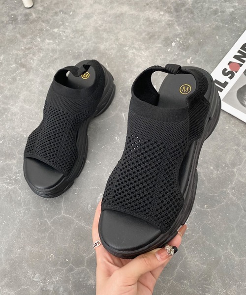 Shoes in Closet（シューズインクローゼット）の「軽量厚底 ストレッチ メッシュ スポーツサンダル 7849（サンダル・レディース・ベージュ/ブラック×ホワイト/ブラック×ブラック・LL/3L/4L/S/M/L/XS）」の14枚目の写真