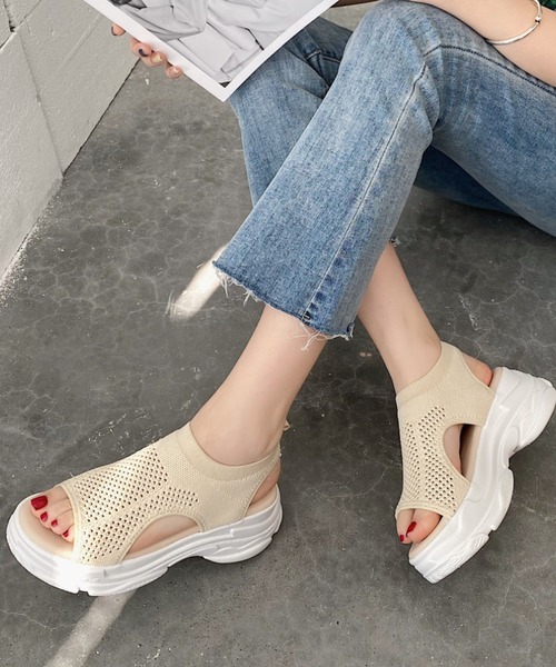 Shoes in Closet（シューズインクローゼット）の「軽量厚底 ストレッチ メッシュ スポーツサンダル 7849（サンダル・レディース・ベージュ/ブラック×ホワイト/ブラック×ブラック・LL/3L/4L/S/M/L/XS）」の19枚目の写真