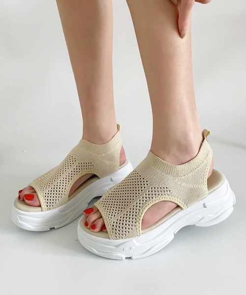 Shoes in Closet（シューズインクローゼット）の「軽量厚底 ストレッチ メッシュ スポーツサンダル 7849（サンダル・レディース・ベージュ/ブラック×ホワイト/ブラック×ブラック・LL/3L/4L/S/M/L/XS）」の21枚目の写真