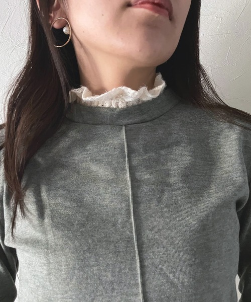 Loco Ocean（ロコオーシャン）の「レイヤード風 レース付き裏起毛綺麗めトップス（Tシャツ/カットソー・レディース・ブラック/ベージュ/グレー/チャコール・FREE）」の15枚目の写真