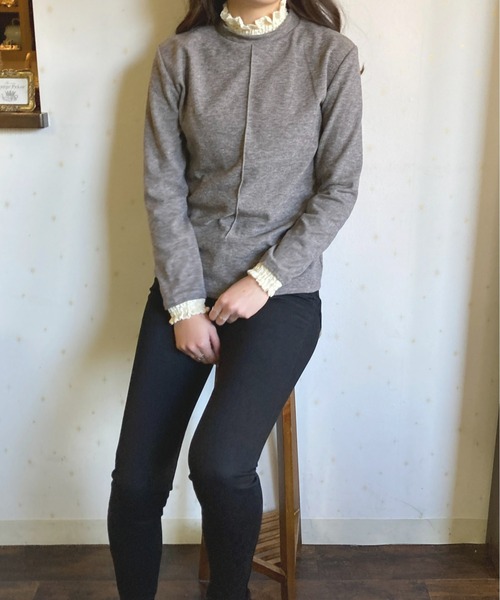 Loco Ocean（ロコオーシャン）の「レイヤード風 レース付き裏起毛綺麗めトップス（Tシャツ/カットソー・レディース・ブラック/ベージュ/グレー/チャコール・FREE）」の19枚目の写真