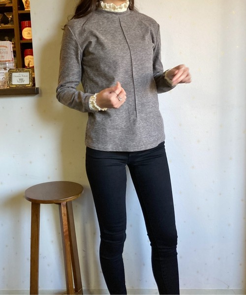 Loco Ocean（ロコオーシャン）の「レイヤード風 レース付き裏起毛綺麗めトップス（Tシャツ/カットソー・レディース・ブラック/ベージュ/グレー/チャコール・FREE）」の21枚目の写真
