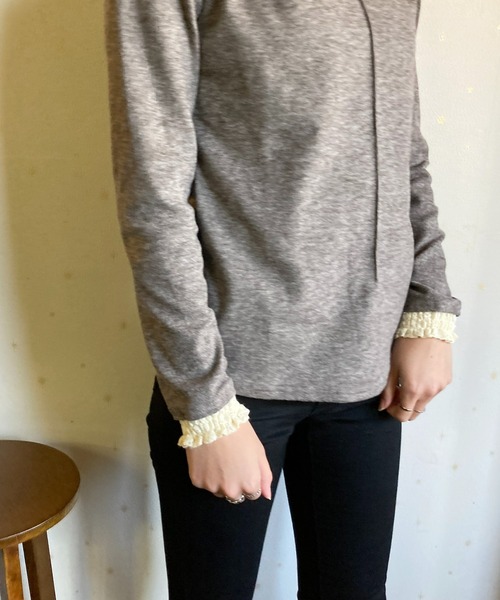 Loco Ocean（ロコオーシャン）の「レイヤード風 レース付き裏起毛綺麗めトップス（Tシャツ/カットソー・レディース・ブラック/ベージュ/グレー/チャコール・FREE）」の22枚目の写真