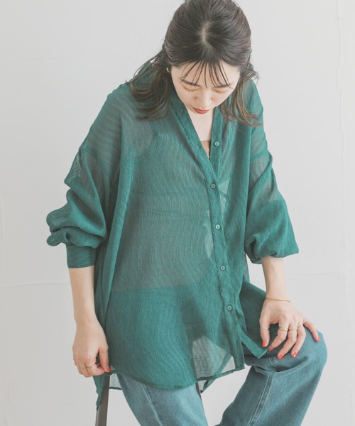 ITEMS URBANRESEARCH(アイテムズ アーバンリサーチ)の「【B.GRN販売中止】ヨウリュウシアービッグシャツ(シャツ/ブラウス・レディース・オフホワイト/チャコールグレー/グリーン系その他/グリーン/パープル・FREE)」の6枚目の写真