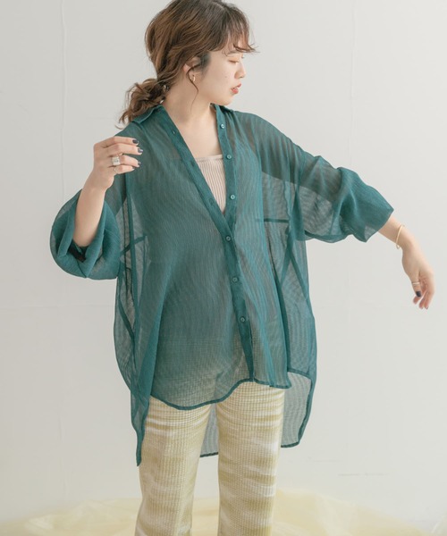 ITEMS URBANRESEARCH(アイテムズ アーバンリサーチ)の「【B.GRN販売中止】ヨウリュウシアービッグシャツ(シャツ/ブラウス・レディース・オフホワイト/チャコールグレー/グリーン系その他/グリーン/パープル・FREE)」の14枚目の写真