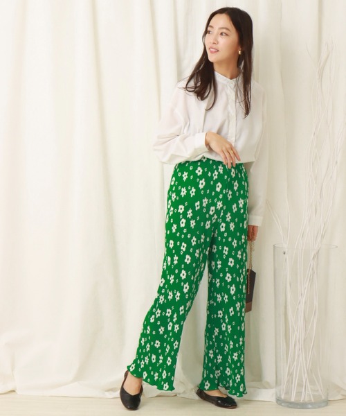libelle more（リベル モア）の「花プリントクリスタルプリーツパンツ（その他パンツ・レディース・ブラック/オフホワイト/グリーン・M/L）」の10枚目の写真