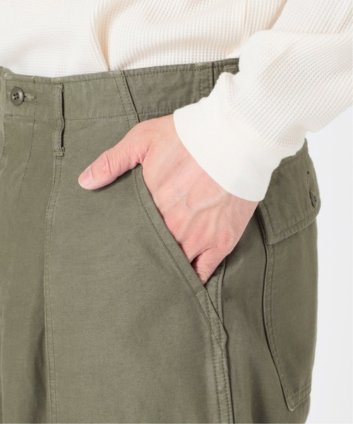EDIFICE（エディフィス）の「オーバルフィット ベイカーパンツ（その他パンツ・メンズ・ホワイト/カーキ・SMALL/MEDIUM/LARGE）」の5枚目の写真