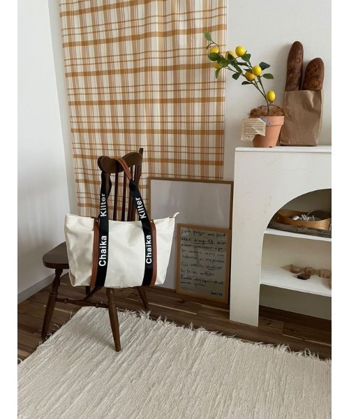 florist（フローリスト）の「【A4対応】きれいめカジュアルな配色ビッグサイズトートバッグ/トラベルバッグ/マザーズバッグ（トートバッグ・レディース・ホワイト/ブラック・FREE）」の17枚目の写真