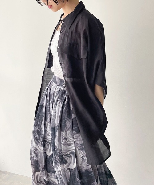 PAGEBOY（ページボーイ）の「シアーBIG半袖シャツ（シャツ/ブラウス・レディース・ブラック/オフホワイト/ブルー系その他/イエロー系その他/ブラウン系その他2・FREE）」の13枚目の写真