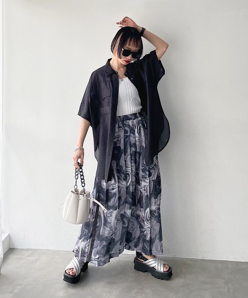 PAGEBOY（ページボーイ）の「シアーBIG半袖シャツ（シャツ/ブラウス・レディース・ブラック/オフホワイト/ブルー系その他/イエロー系その他/ブラウン系その他2・FREE）」の14枚目の写真