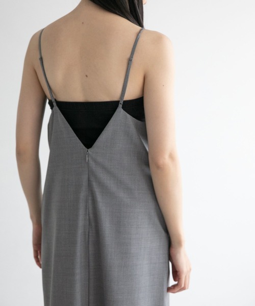 yuw（ユウ）の「スクエアキャミワンピース　278912（ワンピース・レディース・ブラック/グレー・FREE）」の4枚目の写真