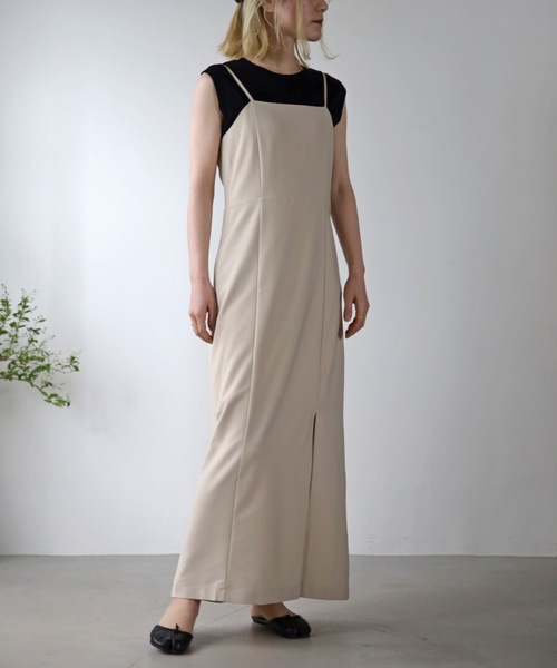 UNFIELD(アンフィールド)の「【UNFIELD】スリットキャミワンピース(ワンピース・レディース・ブラック/アイボリー・FREE)」の4枚目の写真