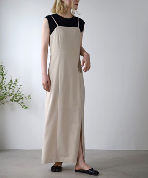 UNFIELD(アンフィールド)の「【UNFIELD】スリットキャミワンピース(ワンピース・レディース・ブラック/アイボリー・FREE)」の5枚目の写真