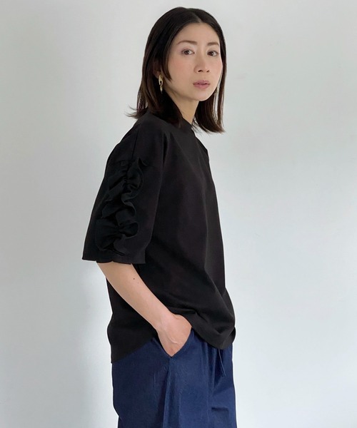 ottilie(オティーリエ)の「袖フリルプルオーバー(Tシャツ/カットソー・レディース・ブラック/ベージュ/オフホワイト・FREE)」の14枚目の写真
