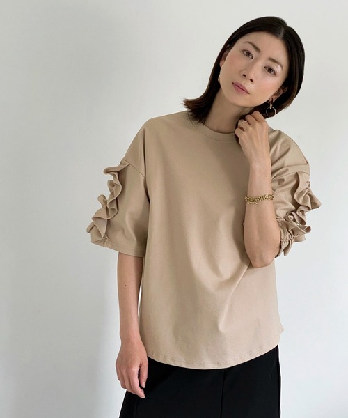 ottilie(オティーリエ)の「袖フリルプルオーバー(Tシャツ/カットソー・レディース・ブラック/ベージュ/オフホワイト・FREE)」の17枚目の写真