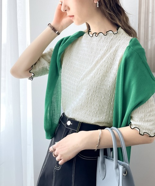 classicalelf(クラシカルエルフ)の「華やぐ1枚。配色メロウハイネック5分袖トップス(Tシャツ/カットソー・レディース・ホワイト/ブラック/ベージュ/グリーン/スモークピンク・SMALL/MEDIUM/LARGE/X-LARGE)」の7枚目の写真