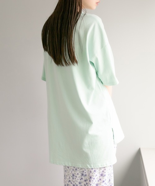 OLIVE des OLIVE（オリーブデオリーブ）の「【WEB限定カラー有】ロゴゆるTシャツ（Tシャツ/カットソー・レディース・オフホワイト/ピンク/ブラック/ミント・FREE）」の6枚目の写真