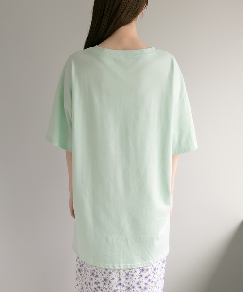 OLIVE des OLIVE（オリーブデオリーブ）の「【WEB限定カラー有】ロゴゆるTシャツ（Tシャツ/カットソー・レディース・オフホワイト/ピンク/ブラック/ミント・FREE）」の11枚目の写真